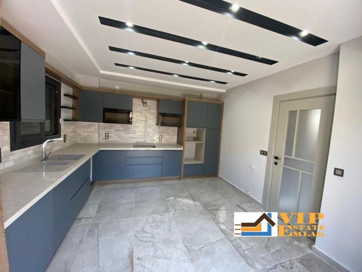 Image No.8-4 Bed Villa / Detached for sale