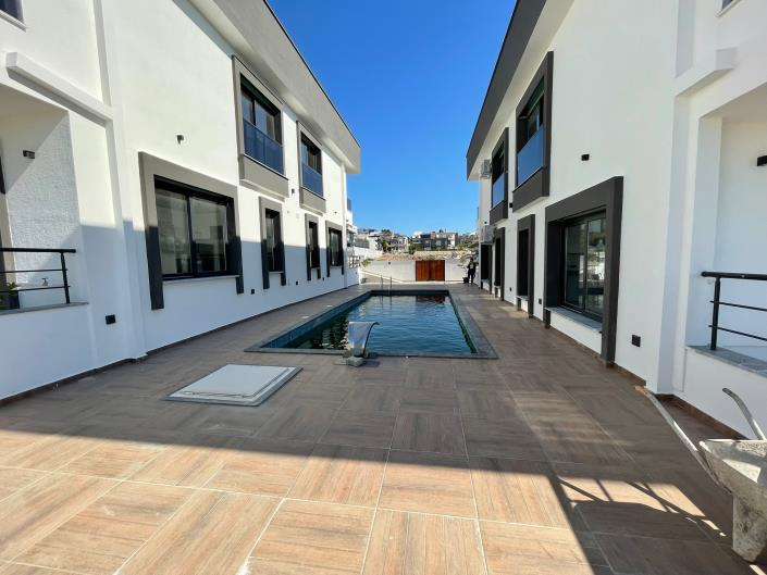 Image No.9-3 Bed Villa for sale