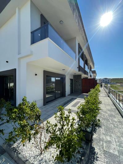 Image No.10-3 Bed Villa for sale