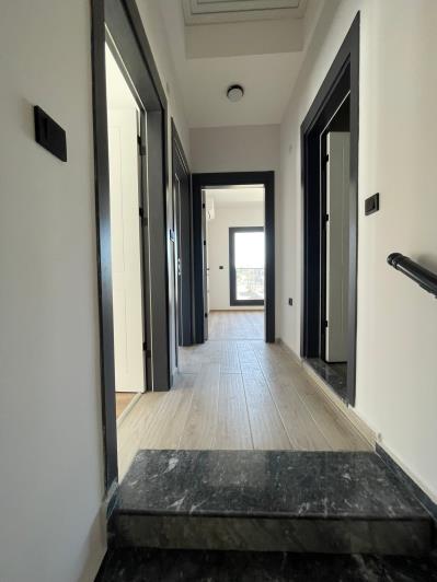 Image No.20-3 Bed Villa for sale