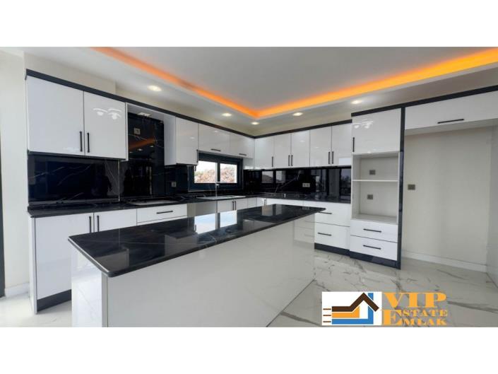 Image No.11-5 Bed Villa / Detached for sale