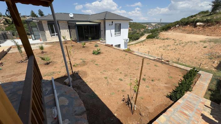 Image No.6-5 Bed Bungalow for sale