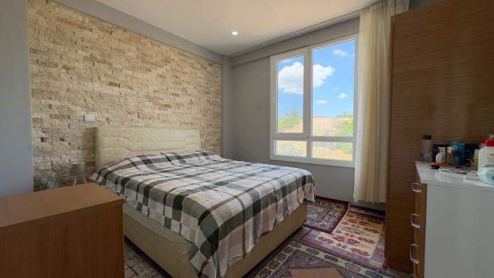 Image No.21-5 Bed Bungalow for sale