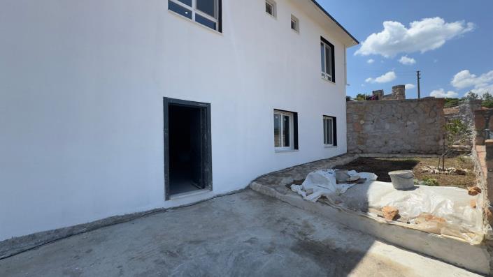 Image No.37-5 Bed Bungalow for sale