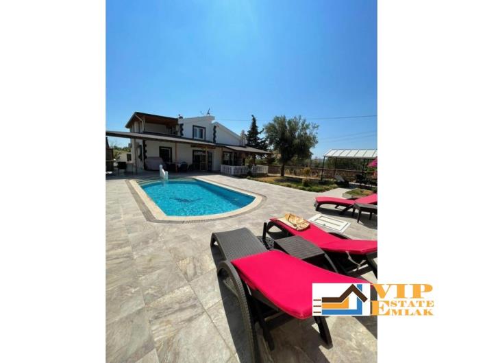 Image No.15-4 Bed Villa / Detached for sale