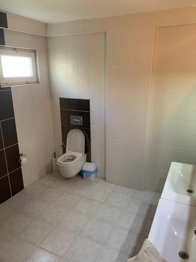 Image No.24-4 Bed Villa / Detached for sale