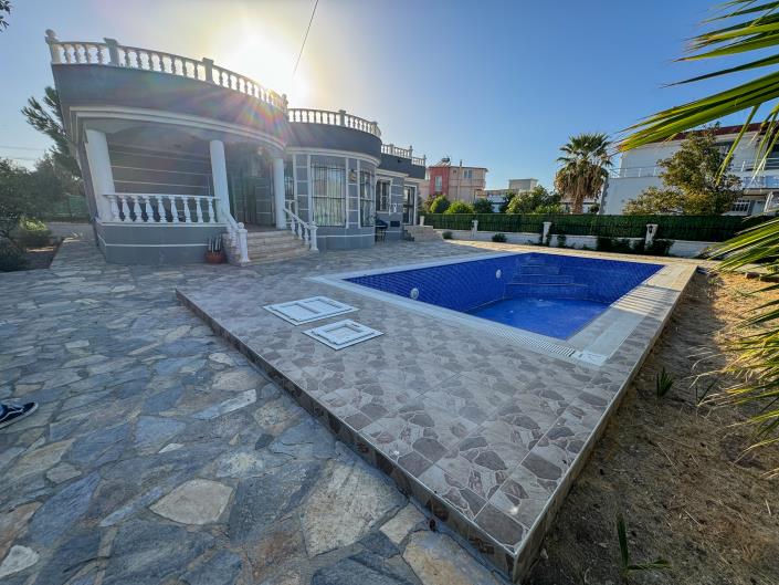 Image No.41-3 Bed Villa / Detached for sale