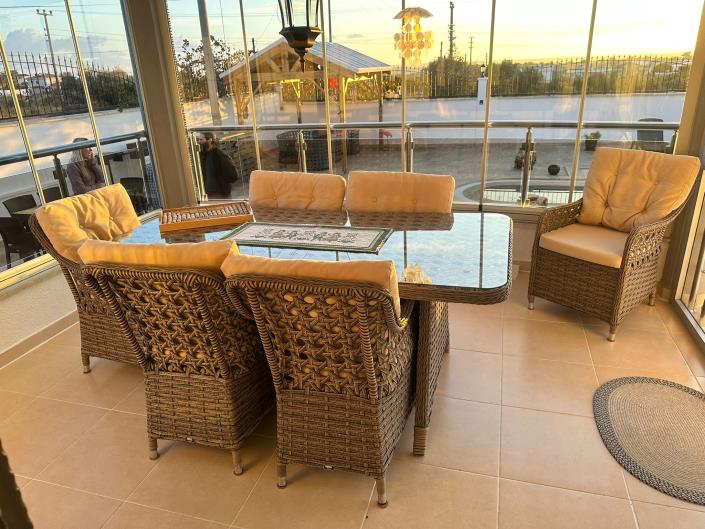 Image No.9-4 Bed Villa / Detached for sale