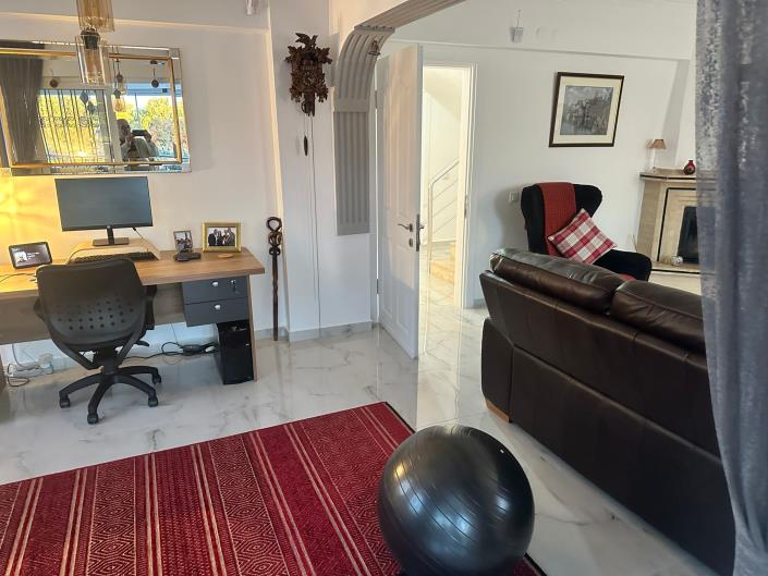 Image No.14-4 Bed Villa / Detached for sale