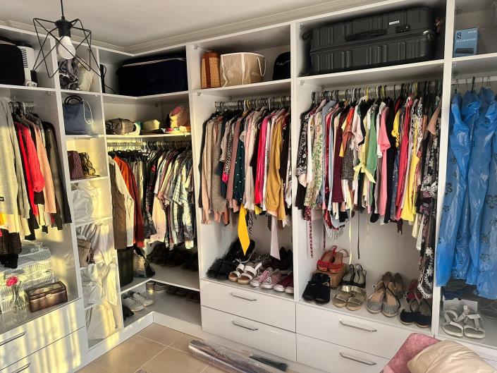 Image No.29-4 Bed Villa / Detached for sale