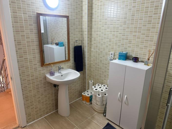 Image No.33-4 Bed Villa / Detached for sale