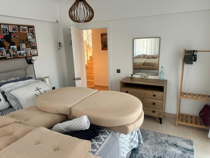 Image No.36-4 Bed Villa / Detached for sale