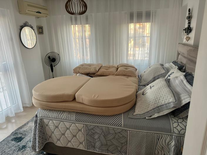 Image No.37-4 Bed Villa / Detached for sale