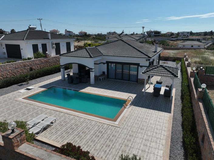 Image No.8-3 Bed Bungalow for sale