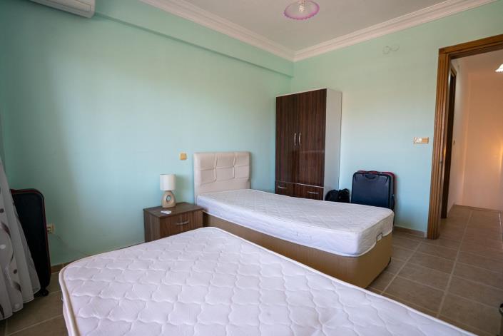 Image No.32-3 Bed Semi-Detached for sale