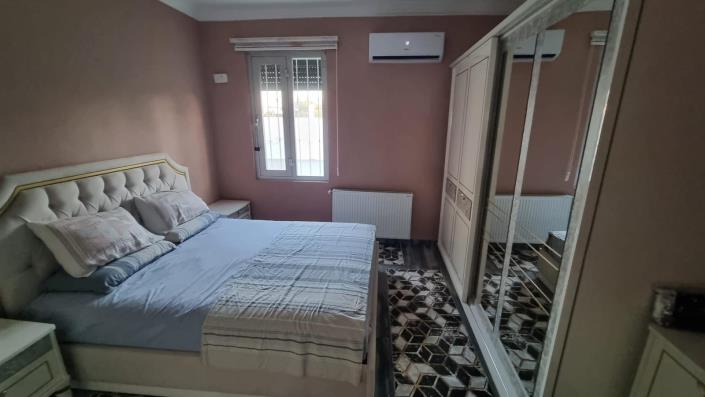 Image No.29-9 Bed Villa / Detached for sale