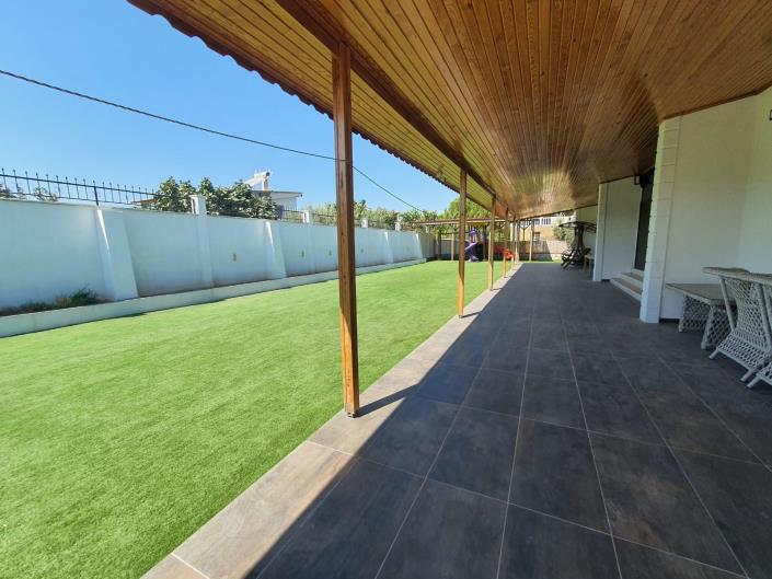 Image No.35-9 Bed Villa / Detached for sale