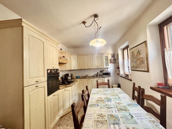 Image No.21-3 Bed Country House for sale