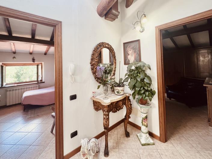 Image No.30-3 Bed Country House for sale