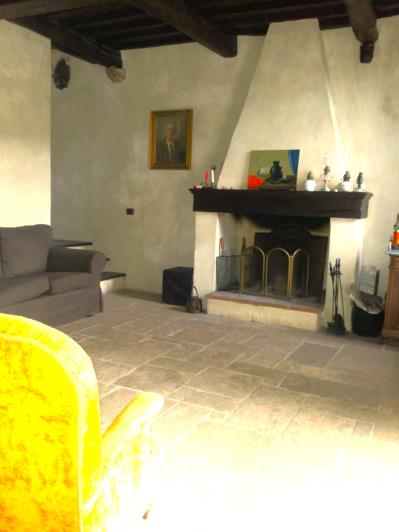 Image No.20-3 Bed Country House for sale