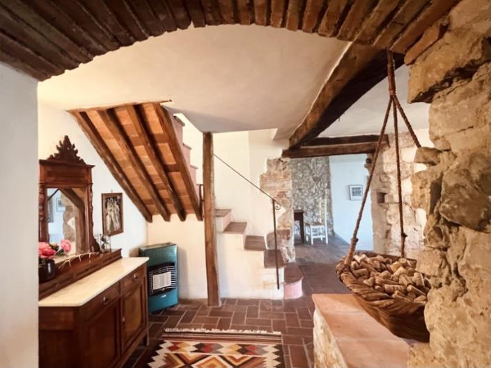 Image No.9-2 Bed Country House for sale