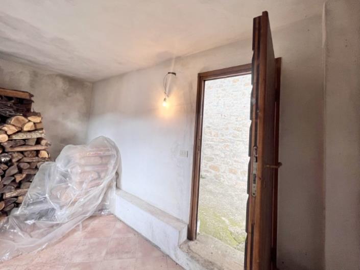 Image No.43-4 Bed Village House for sale