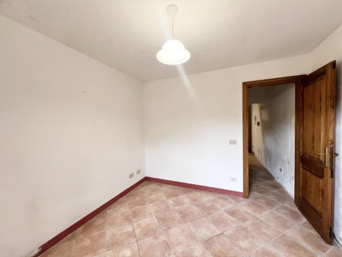 Image No.40-4 Bed Village House for sale