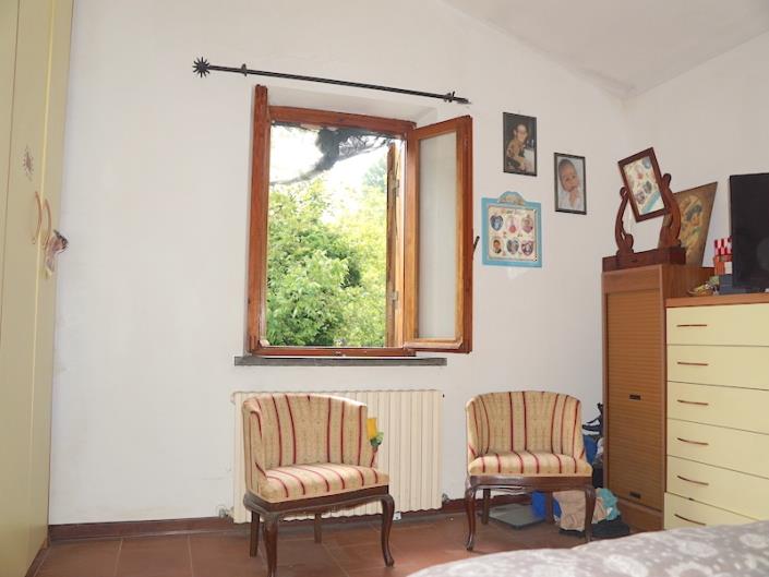 Image No.30-5 Bed House for sale