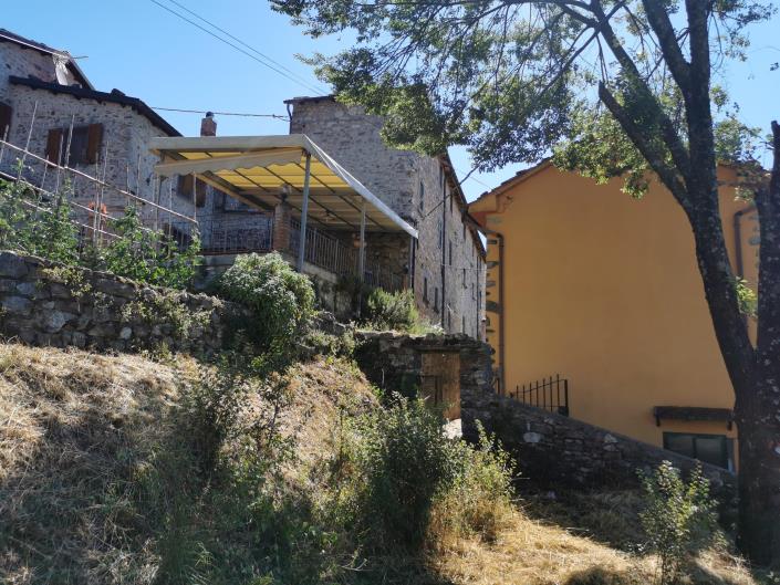 Image No.3-4 Bed Village House for sale