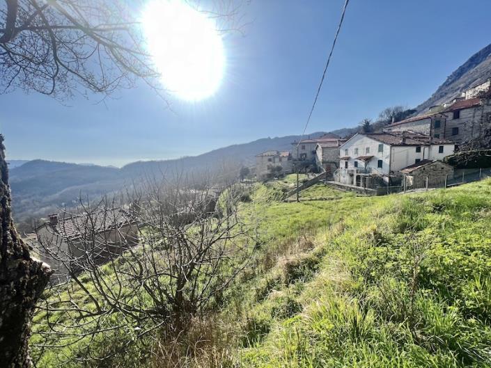 Image No.9-4 Bed Village House for sale