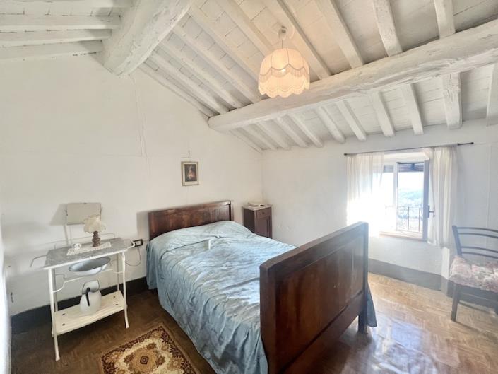 Image No.8-4 Bed Village House for sale