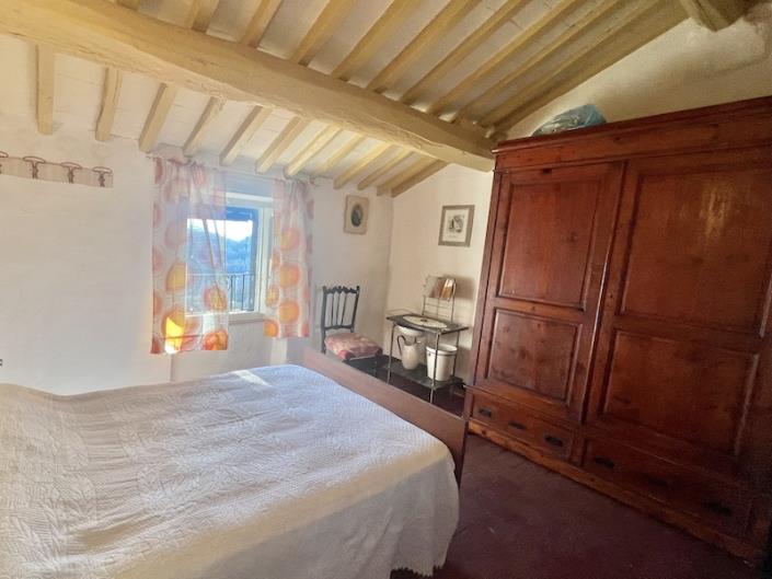 Image No.20-4 Bed Village House for sale