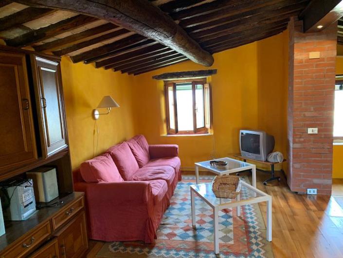 Image No.17-2 Bed Village House for sale