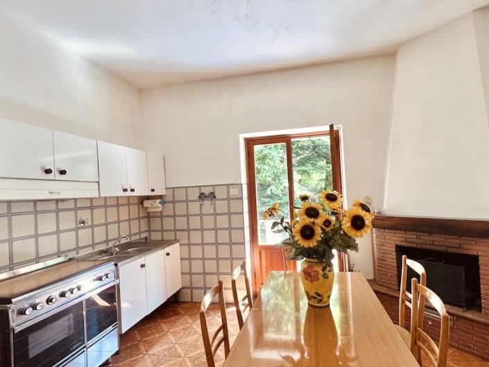 Image No.7-4 Bed House for sale