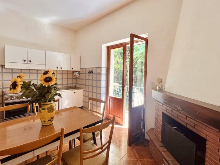 Image No.40-4 Bed House for sale