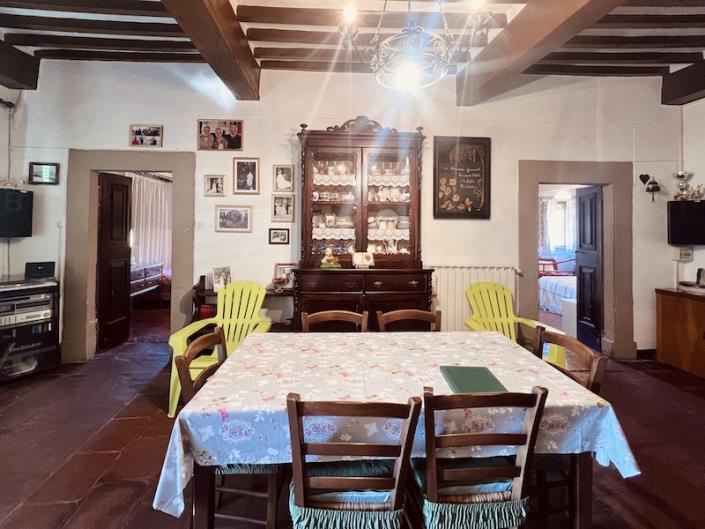 Image No.6-2 Bed House for sale