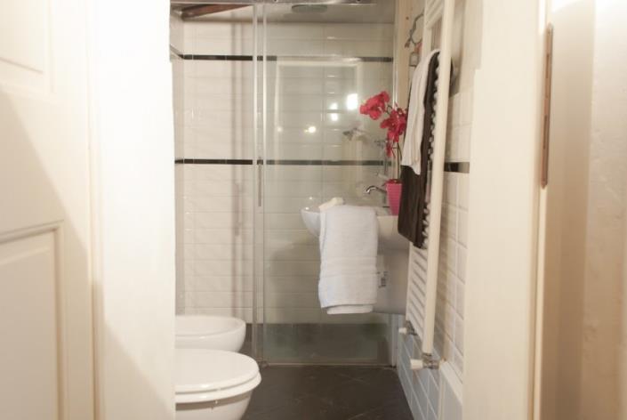 Image No.6-3 Bed House for sale