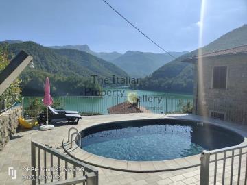 9c4ead3d-b955-41b2-9b44-720bcc5f052c-2