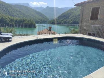 902877f2-91c3-4047-94e2-9c6f051b9929-2