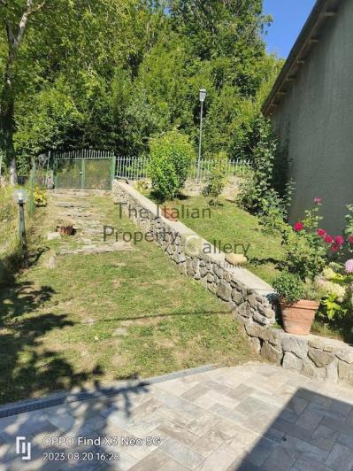 Image No.20-2 Bed Apartment for sale