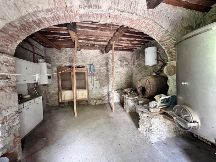 Image No.31-3 Bed House for sale