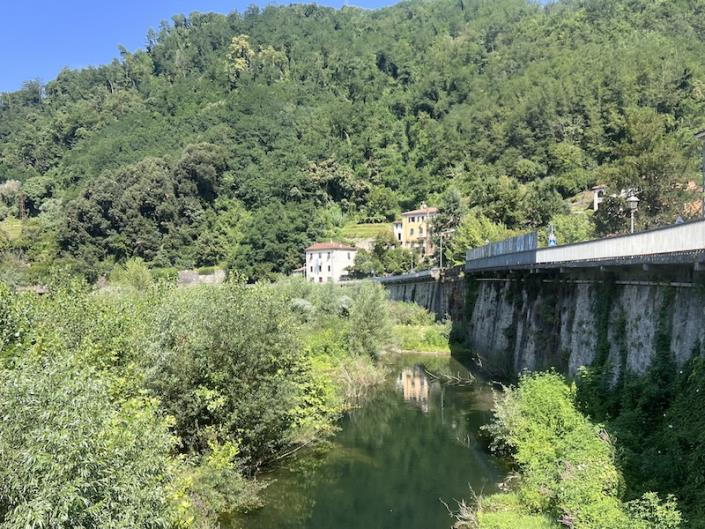 Image No.24-2 Bed Apartment for sale