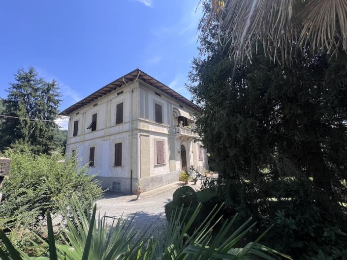 Image No.13-6 Bed Villa / Detached for sale