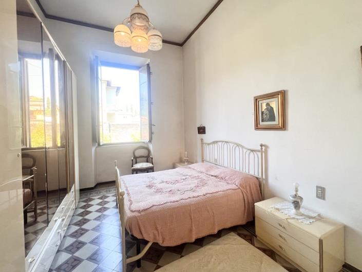 Image No.25-6 Bed Villa / Detached for sale