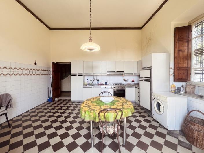 Image No.20-6 Bed Villa / Detached for sale