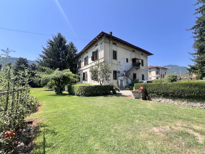 Image No.28-6 Bed Villa / Detached for sale