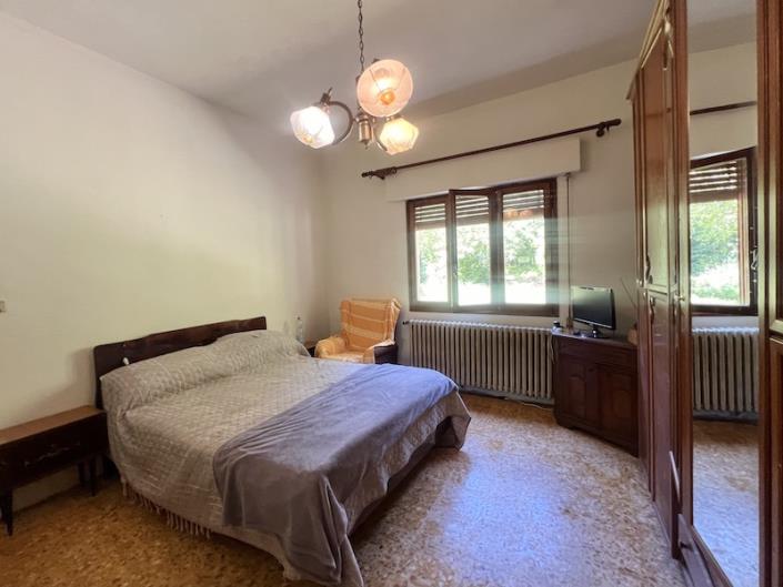 Image No.16-3 Bed House for sale