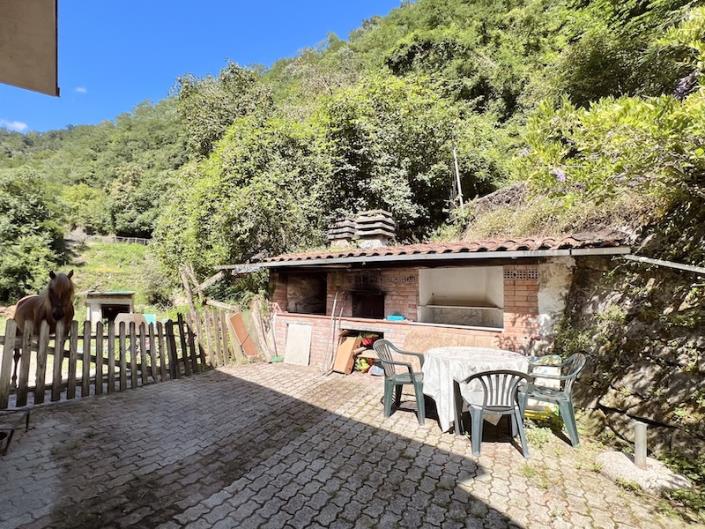 Image No.14-3 Bed House for sale