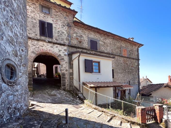 Image No.16-1 Bed House for sale