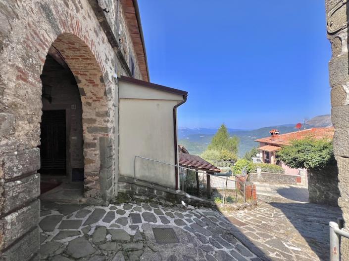 Image No.21-1 Bed House for sale